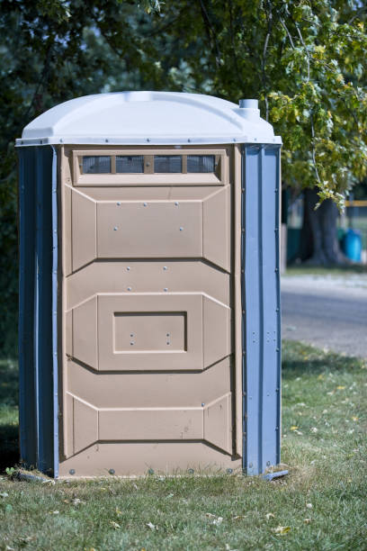 Best Affordable portable toilet rental  in Valley Falls, KS